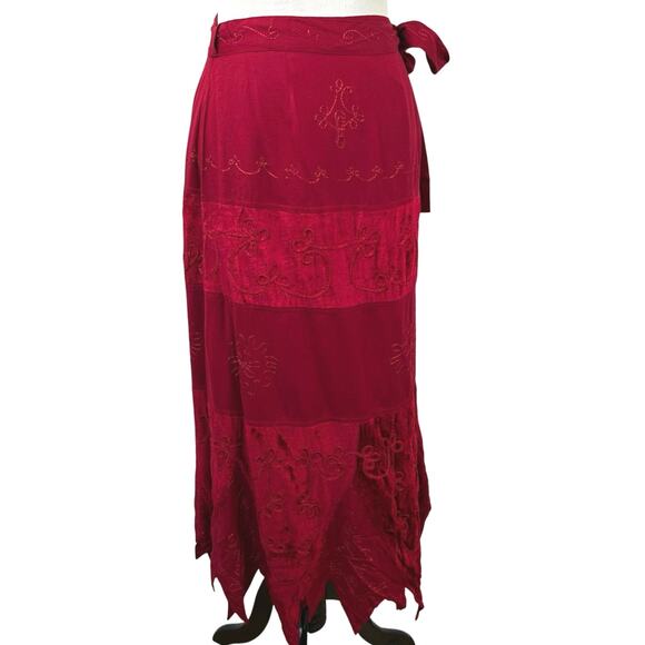 Newport News Women Fairy Vintage Skirt Midi Boho Red Velvet Holiday Size 10P - Picture 1 of 9
